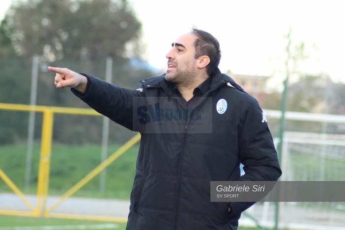 Imperia calcio, Pisano è il nuovo allenatore. Impazza il totomercato: in arrivo un bomber Imperia calcio, Pisano è il nuovo allenatore. Impazza il totomercato: in arrivo un bomber