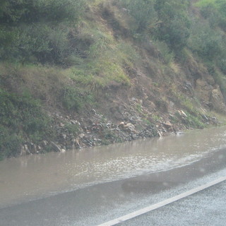 Imperia: migliorano le condizioni del tempo, smottamenti lungo la Statale 28. Impero sotto controllo Imperia: migliorano le condizioni del tempo, smottamenti lungo la Statale 28. Impero sotto controllo