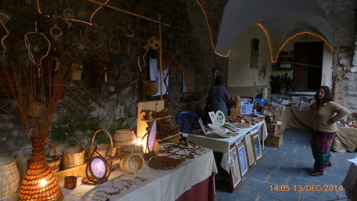 Montalto Ligure: domenica prossima tornerà l'appuntamento con il Mercatino di Natale Montalto Ligure: domenica prossima tornerà l'appuntamento con il Mercatino di Natale