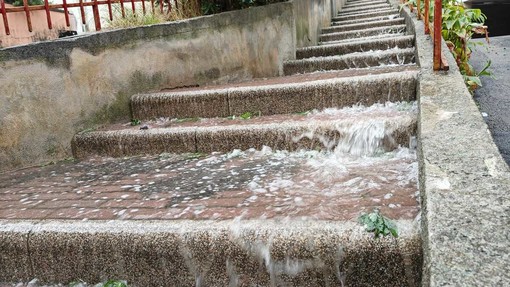 La Liguria e l’incubo delle bombe d’acqua: eventi improvvisi che superano ogni previsione La Liguria e l’incubo delle bombe d’acqua: eventi improvvisi che superano ogni previsione