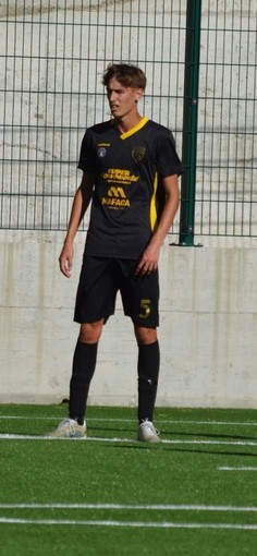 Sanremese Calcio: arriva il difensore Vincenzo Mazzola