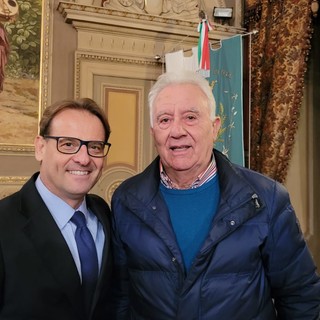 Marco Scajola con il campionissimo Felice Bertola al gala dello sport di Pieve di Teco Marco Scajola con il campionissimo Felice Bertola al gala dello sport di Pieve di Teco