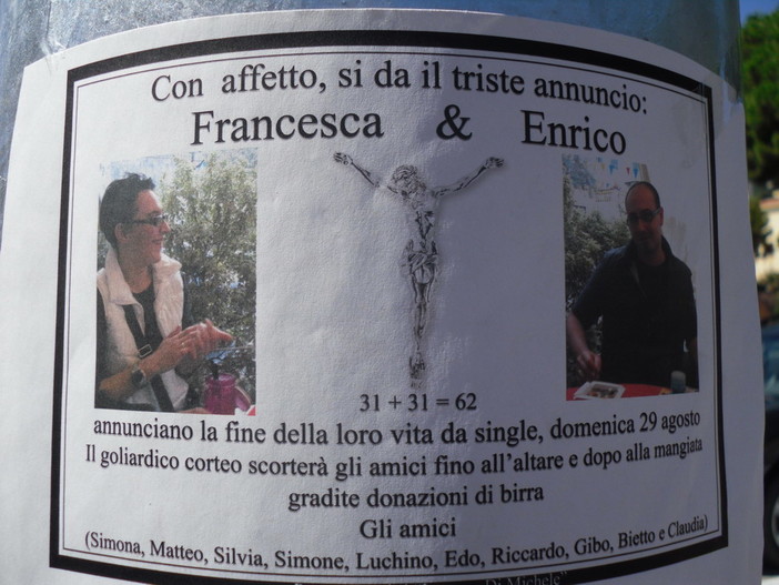 Manifesto funebre ad annunciare le nozze, ‘macabro’ scherzo da parte degli amici ad una coppia di Ospedaletti