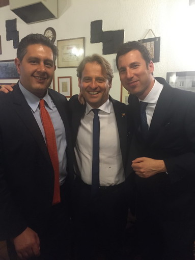 #ElezioniRegionali2015: Marco Scajola al meeting di Genova con il Presidente di Forza Italia Silvio Berlusconi #ElezioniRegionali2015: Marco Scajola al meeting di Genova con il Presidente di Forza Italia Silvio Berlusconi