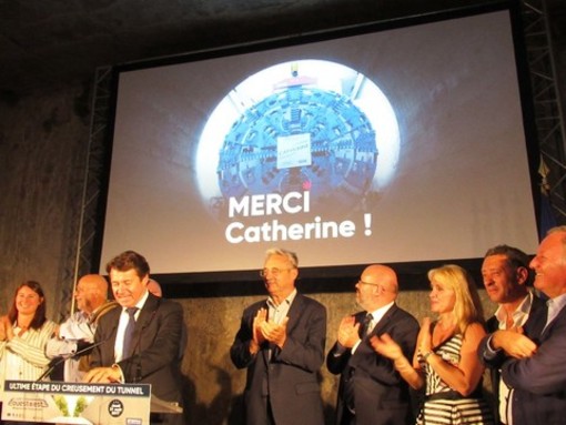 “Merci Catherine!”: terminato il lavoro della talpa che ha scavato il tunnel sotto Nizza