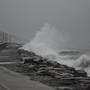 Maltempo, allerta arancione in Liguria per martedì: temporali persistenti e piogge fino a 15 ore. Scuole, decidono i sindaci Maltempo, allerta arancione in Liguria per martedì: temporali persistenti e piogge fino a 15 ore. Scuole, decidono i sindaci