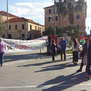 Oggi ad Imperia, manifestazione a sostegno dei prigionieri politici palestinesi (foto e video)