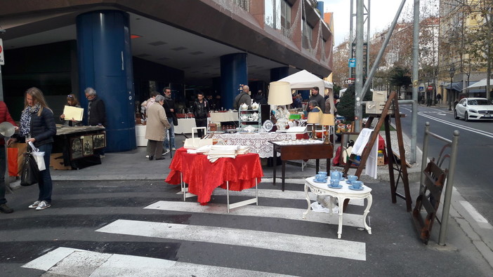 Sanremo, sabato e domenica doppio appuntamento con l'antiquariato e il Brocante Sanremo, sabato e domenica doppio appuntamento con l'antiquariato e il Brocante