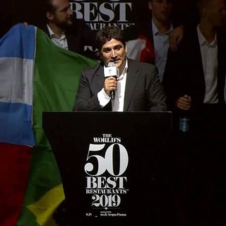 Mentone: il ristorante Mirazur dello chef Mauro Colagreco è il migliore del mondo, primo nella prestigiosa classifica dei 50 Best Restaurants Mentone: il ristorante Mirazur dello chef Mauro Colagreco è il migliore del mondo, primo nella prestigiosa classifica dei 50 Best Restaurants