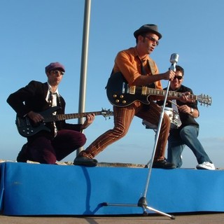 San Biagio della Cima : questa sera al Centro Le Rose, concerto dei Mamafunk