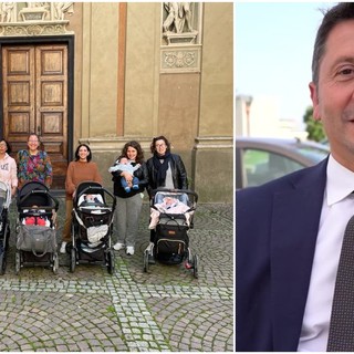 Alcune delle neo mamme di Badalucco e il sindaco Matteo Orengo.