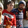 Il maglione natalizio diventa un rito da condividere durante le feste Il maglione natalizio diventa un rito da condividere durante le feste