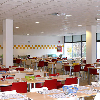 Mense a Bordighera: rincaro dei buoni per le famiglie a causa dell’adeguamento Istat, si sfiorano i 5 euro a pasto Mense a Bordighera: rincaro dei buoni per le famiglie a causa dell’adeguamento Istat, si sfiorano i 5 euro a pasto