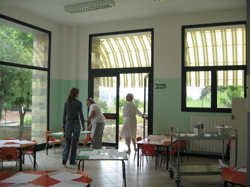 Imperia: affidato dal Comune alla Seris il servizio di ristorazione per il Tempo Libero Estivo