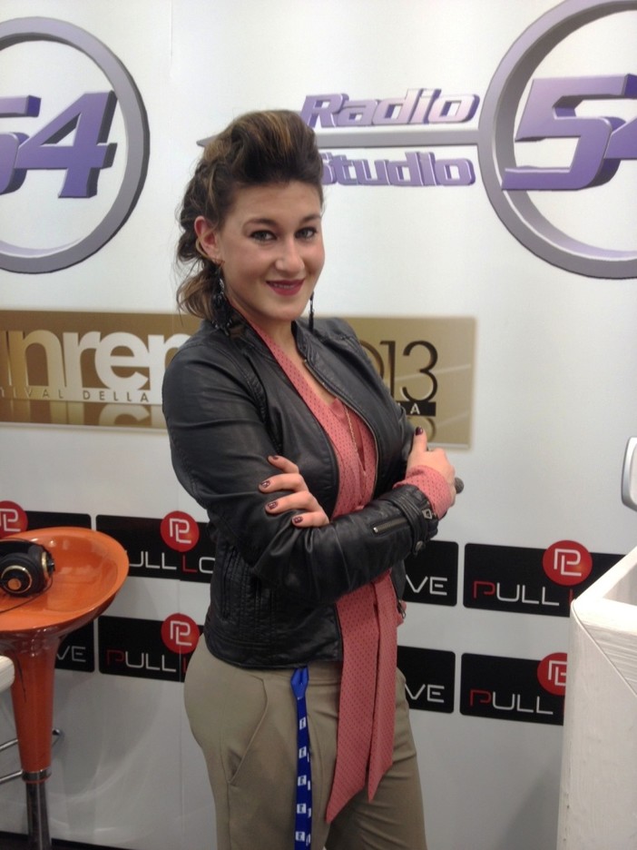 Monia Russo intervistata prima della diretta su Radio Studio 54