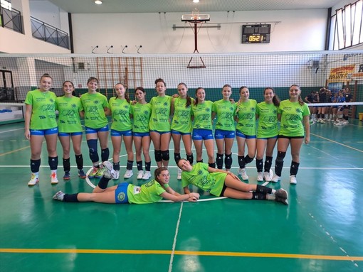 Volley. L'Edilizia Crescente Mazzucchelli parte con una vittoria al debutto in Prima Divisione Volley. L'Edilizia Crescente Mazzucchelli parte con una vittoria al debutto in Prima Divisione