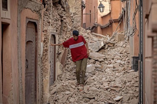 "Prima un rombo poi un forte tremolio, così ho vissuto il terremoto in Marocco" "Prima un rombo poi un forte tremolio, così ho vissuto il terremoto in Marocco"