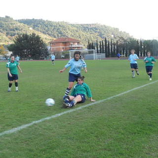 Calcio femminile: vittoria senza problemi (11-1) per la Matuziana sul Vecchio Levanto Calcio femminile: vittoria senza problemi (11-1) per la Matuziana sul Vecchio Levanto