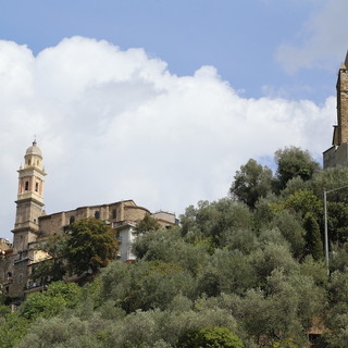Montalto: tentano di entrare nella Chiesa di San Mauro ma vengono scoperti, 15enni denunciati dai Carabinieri Montalto: tentano di entrare nella Chiesa di San Mauro ma vengono scoperti, 15enni denunciati dai Carabinieri
