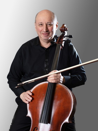 Il violinista Misha Quint protagonista del concerto al Teatro del Casinò di Sanremo Il violinista Misha Quint protagonista del concerto al Teatro del Casinò di Sanremo
