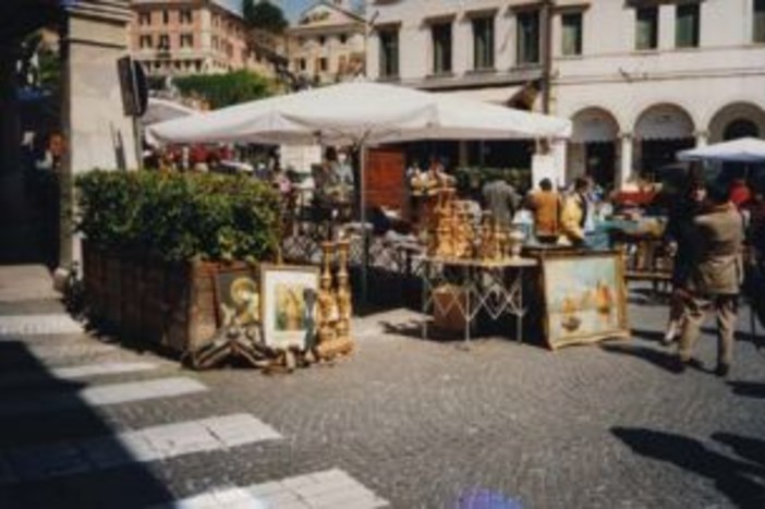 Ospedaletti: mercatino di domani sospeso a causa del maletempo