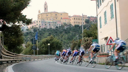 Arrivo della Milano-Sanremo di nuovo in via Roma, l'opinione contraria di un addetto ai lavori Arrivo della Milano-Sanremo di nuovo in via Roma, l'opinione contraria di un addetto ai lavori