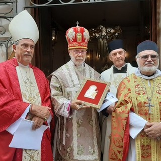 La diocesi di Albenga-Imperia &quot;scomunica&quot; don Ferrando, lui replica: &quot;Per me è una medaglia&quot;