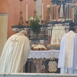 Coronavirus, sì alle messe di Pasqua ma senza fedeli: le disposizioni delle Diocesi di Albenga-Imperia e di Ventimiglia-Sanremo Coronavirus, sì alle messe di Pasqua ma senza fedeli: le disposizioni delle Diocesi di Albenga-Imperia e di Ventimiglia-Sanremo