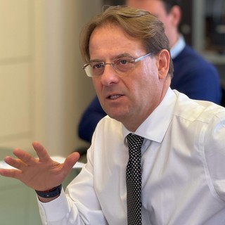 Marco Scajola: “Intercity con un ritardo massimo di 30 minuti, in alternativa forti sconti sui biglietti per compensare i pendolari e gli utenti dei disagi che vivranno” Marco Scajola: “Intercity con un ritardo massimo di 30 minuti, in alternativa forti sconti sui biglietti per compensare i pendolari e gli utenti dei disagi che vivranno”