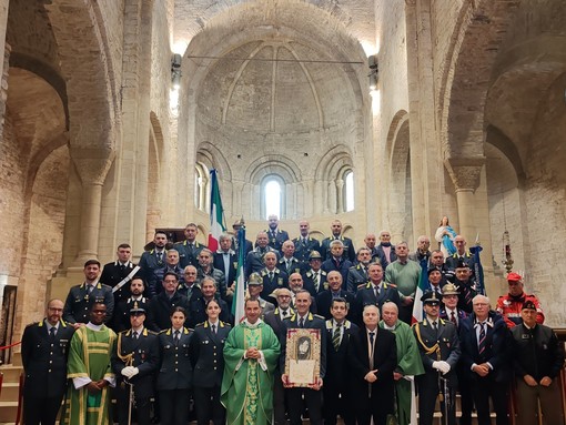 Ventimiglia commemora i defunti della guardia di finanza (Foto e video)