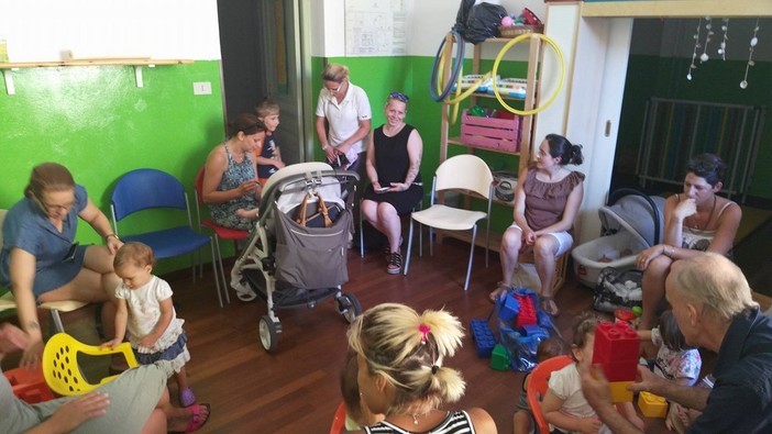 Diano Marina: mamme e papà in difesa delle educatrici del Nido "Canepa". "Le ringraziamo per il lavoro che svolgono. Ingiusto attaccarle"