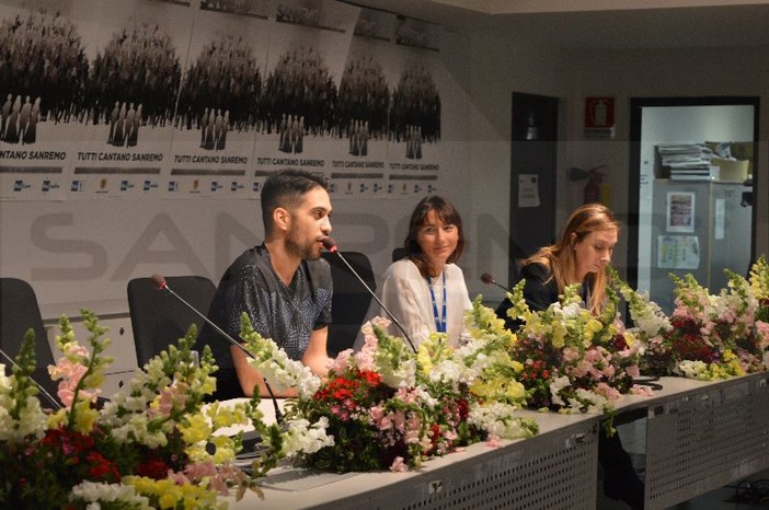 #Sanremo2016: Mahmood racconta il passaggio da un talent come Xfactor al #festival #Sanremo2016: Mahmood racconta il passaggio da un talent come Xfactor al #festival