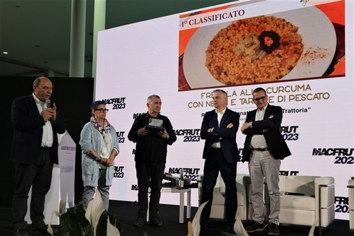 La provincia di Imperia grande protagonista del contest nazionale dedicato ai piccoli frutti. Menzione speciale per lo chef Sergio Verrando e ottimi risultati per Ferdinando Ottonello e Giancarlo Borgo. La provincia di Imperia grande protagonista del contest nazionale dedicato ai piccoli frutti. Menzione speciale per lo chef Sergio Verrando e ottimi risultati per Ferdinando Ottonello e Giancarlo Borgo.