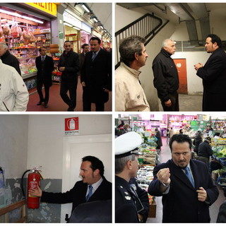 Sanremo: visita a sorpresa del Sindaco al Mercato Annonario, "Tornerò venerdì prossimo"