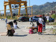 Ventimiglia: i migranti occupano i capannoni dei carristi, intervengono le forze dell'ordine