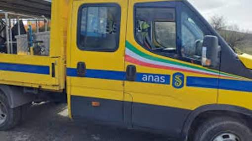 Riaperta la strada statale 582 'Del Colle di San Bernardo' a Cisano sul Neva Riaperta la strada statale 582 'Del Colle di San Bernardo' a Cisano sul Neva