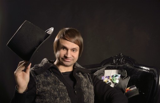 Copyright: Ph. Piero Ferroglio, Maurizio Lorys Scandurra veste Carlo Pignatelli