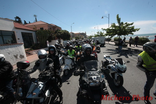 Santo Stefano al Mare: un successo il 1° Motoraduno, tantissime moto hanno invaso il centro città