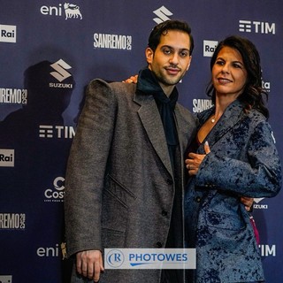 Sanremo 2025, la scaletta della serata cover: aprono Rose Villain e Chiello, chiudono Shablo e Neffa