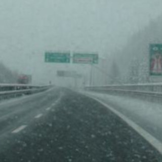 Per allerta nivologica, Codice Bianco sull'A10, Savona – Ventimiglia (Confine Francese) Per allerta nivologica, Codice Bianco sull'A10, Savona – Ventimiglia (Confine Francese)