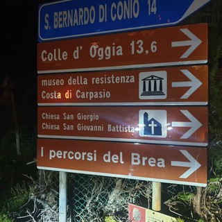 Nuovi cartelli per Montalto Carpasio: le indicazioni per i luoghi d'interesse, tra questi anche i 'Percorsi del Brea'