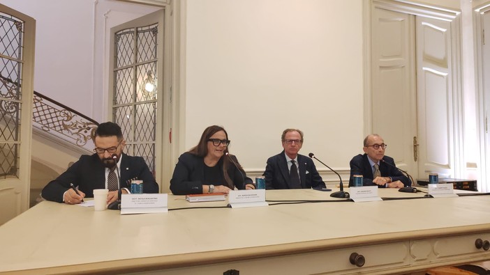 Ospedale di Bordighera, l'assessore Nicolò: "Il Saint Charles non si tocca" (Foto e video) Ospedale di Bordighera, l'assessore Nicolò: "Il Saint Charles non si tocca" (Foto e video)