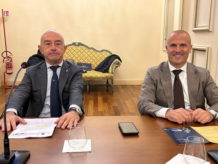 Sanremo 2025: scatta il countdown per il Festival, Mager "Clima già frizzante". Sindoni: "In piazza Colombo grandi nomi" (Video)