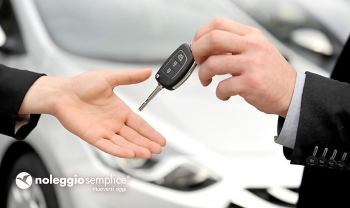 Noleggio a Lungo Termine vs Leasing: confronto e differenze