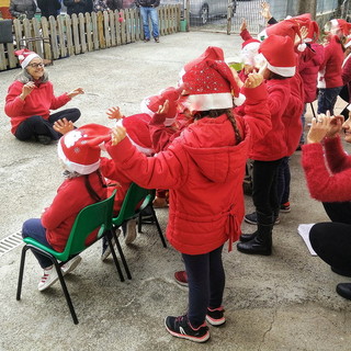 Ventimiglia: il Natale alla scuola dell'infanzia di Latte all'insegna del dono (foto)