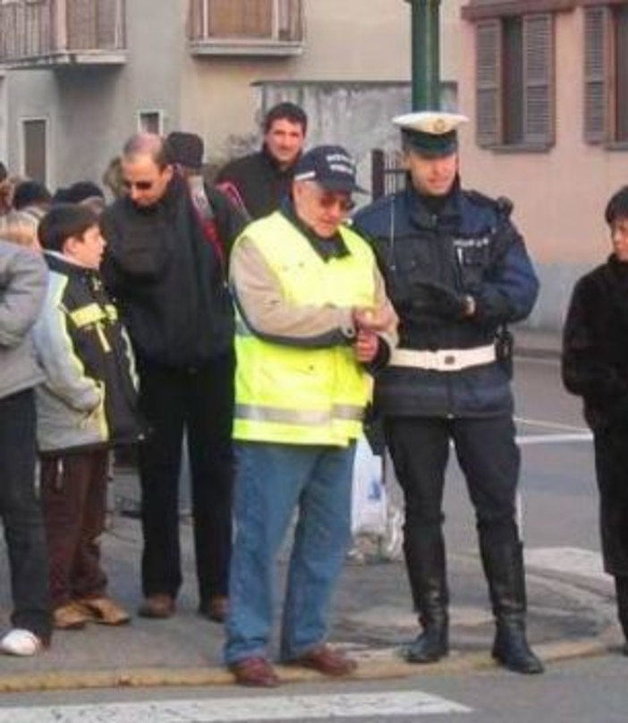 Sanremo: stop al servizio dei 'nonni vigile', stasera Ordine del Giorno di Luca Lombardi e Gianni Berrino Sanremo: stop al servizio dei 'nonni vigile', stasera Ordine del Giorno di Luca Lombardi e Gianni Berrino