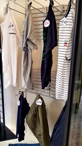 Per l'inizio dei saldi estivi, Nuovo Look a Imperia, ti aspetta sabato 7 luglio con le sue proposte di abbigliamento donna e uomo scontate dal 30 al 60% Per l'inizio dei saldi estivi, Nuovo Look a Imperia, ti aspetta sabato 7 luglio con le sue proposte di abbigliamento donna e uomo scontate dal 30 al 60%