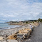 Riva Ligure, nuova panchina accessibile sul lungomare: affidati i lavori per oltre 93mila euro