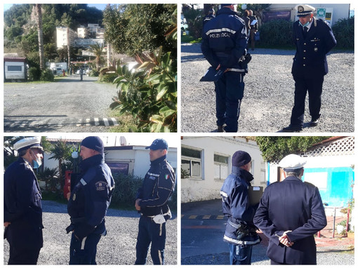 Diano Marina, blitz dei vigili sul molo Landini: verifiche all’ex campeggio ‘Angolo di Sogno’ (foto) Diano Marina, blitz dei vigili sul molo Landini: verifiche all’ex campeggio ‘Angolo di Sogno’ (foto)