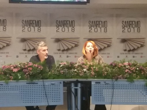 Noemi tra le donne di #Sanremo2018: “Siamo poche? Può capitare, ma essere con le donne non significa per forza essere contro gli uomini” Noemi tra le donne di #Sanremo2018: “Siamo poche? Può capitare, ma essere con le donne non significa per forza essere contro gli uomini”